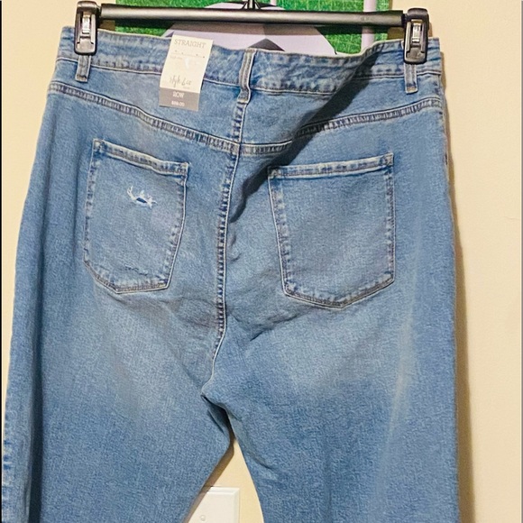 Women plus size Jeans - Picture 2 of 9